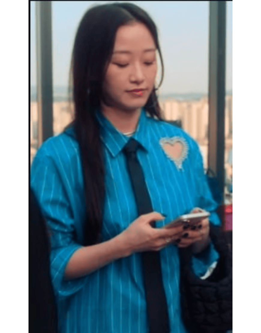 XO, Kitty S02 Gia Kim Striped Heart Cut Out Shirt - California Jacket